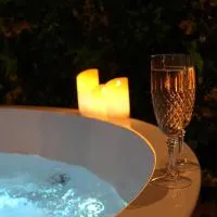 Le Nid des Cardamines, hotel i Sainte-Eusoye