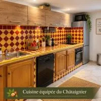 CASA TAO châtaignier 3 pièces garage à moto, hotel em Riez