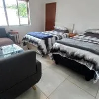 Sintha guest house – hotel w mieście Kraaifontein