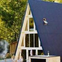 Cabana KayLuna โรงแรมในMătişeşti