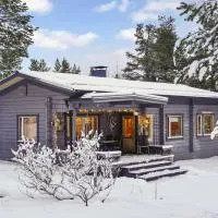Holiday Home Riekkotupa by Interhome โรงแรมในEnontekiö