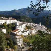 Apartamentos Rurales Jardines del Visir, hotel a Genalguacil