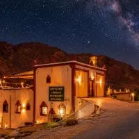 Dar restaurante D'etape tafsoute, khách sạn ở Tameskikt