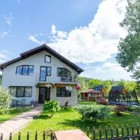 Colt de Rai, hotel a Berislăveşti