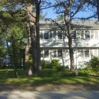 Pine & Harbor Homestay - Near Cape Cod & Plymouth, hotel a Wareham