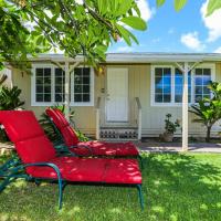 Waimanalo Beach Cottages: Unit 5, Walk to Ocean!: Waimanalo şehrinde bir otel