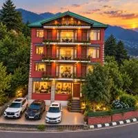 The Meera's - Two bedrooms luxury mountain view villas #balcony #Private kitchen #parking, hotel v mestu Kasauli