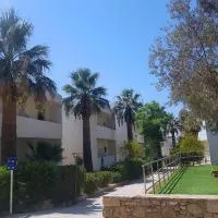 Valley Village, ξενοδοχείο στα Μάταλα