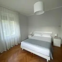 Alle Pratoline Casa vacanze spaziosa vicino Trieste e mare con deposito bici e moto coperto, hotel en Muggia