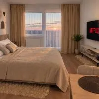 Útulný apartmán Bytča s balkónom a výhľadom na Súľovské skaly, hotell i Bytča