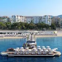Hôtel Barrière Le Majestic Cannes, hotelli Cannesissa