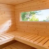 Haus am See with Private Sauna and Lake View, hotel u gradu 'Heimbach'