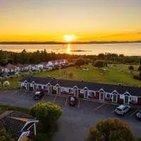 Motel au Fleuve d'Argent, hotel v mestu Rivière-du-Loup