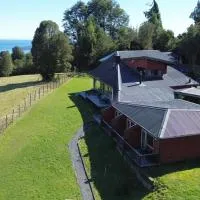 Lodge El Taique, готель у місті Пуєуе