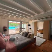 Chez Tobi, hotel i Bazincourt-sur-Epte