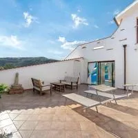 Villa Nuragica Apartments, hotel i Bacu Abis
