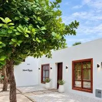 Maré House , Villa privada a pocos pasos del mar: Arboletes'te bir otel