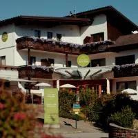 VitalZeit Hotel Weber, hotel di Bad Schonau