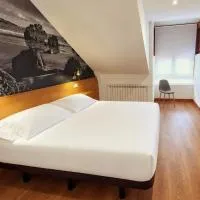Hotel Dabeleira, hotel v destinaci Luarca