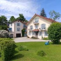 VILLAS-DU-LAC Appartements de vacances et Espace Spa privé, hótel í Clairvaux-les-Lacs