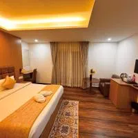 Staynest Continental Gangtok - 100 meter from Ridge Park, hotel di Gangtok