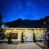 - Cemi Rooms - River View & Traditional Restaurant, hotel Tamarë városában