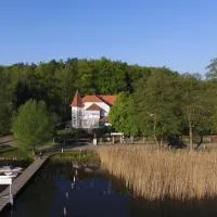 Gast-& Logierhaus Am Rheinsberger See, готель у місті Райнсберг