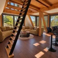 Modern cottage, views and a jacuzzi, hotel i Pécs