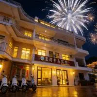 莆田市湄洲岛蓝湾半岛宾馆妈祖祖庙店, отель в Путяне