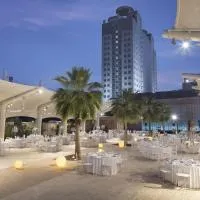 Adana HiltonSA Hotel, хотел в Адана
