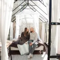 Taivasalla glamping - luxury stay with a view to the lake, hotel Tamperében