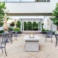 DoubleTree by Hilton Binghamton, hotel di Binghamton