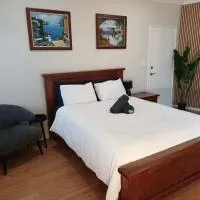 Cosy Haven - Large Comfy Dwelling, hotel di Mandurah
