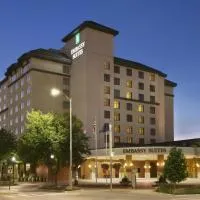 Embassy Suites Lincoln, отель в Линкольне
