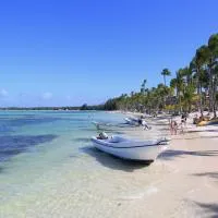 TROPICANA PALM BEACH Studios and Suites playa Bavaro Los Corales, hotell i Punta Cana