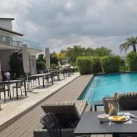 Nandoni Waterfront Resort, hotel in Thohoyandou