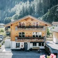 Pension Alpenblick, hotel em Steeg