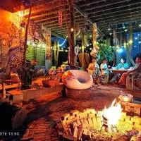 Ban Pa Ha에 위치한 호텔 Napahong Treehouse forest camp