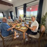 George Of Free Breakfast Double Room with Seaview Balcony Near the Lautoka Wharf, hotel v destinaci Lautoka