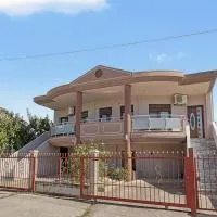 Maria Apartments, хотел в Лименас