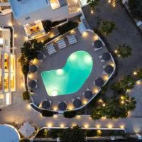 Casa Vitae Suites, отель в Камари