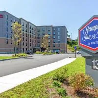 Hampton Inn & Suites Boston/Waltham, hotel sa Waltham