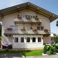 Viesnīca Hotel Berlin Tegernsee pilsētā Rotaha-Egerna