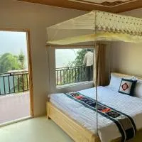 Sue Pa Family Trekking Homestay, viešbutis mieste Sa Pả