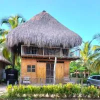 Bungalow Palmar del Viento by AMAUNA, ξενοδοχείο σε Moñitos