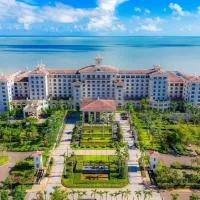 Hilton Haikou Meilan, отель в Хайкоу