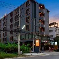The Bedrooms Maeklong and Services Apartment, hotel en Samut Songkhram
