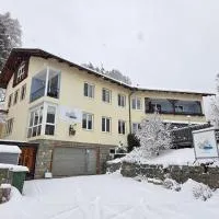 Pension Sonnenheim inkl ZomerKärntenCard, hotel em Gmünd in Kärnten
