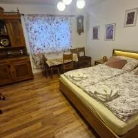Apartmán ANNA, hotel di Honice