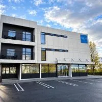 Hotel Lotus، فندق في ريكيافيك